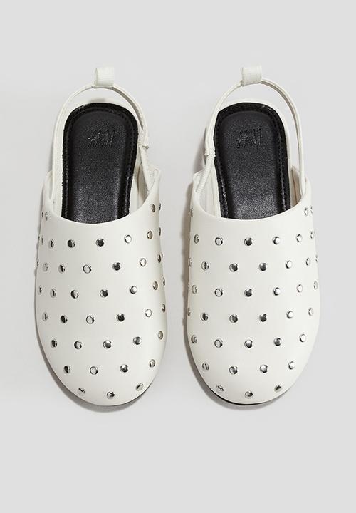 H&M - Studded slingbacks - white 