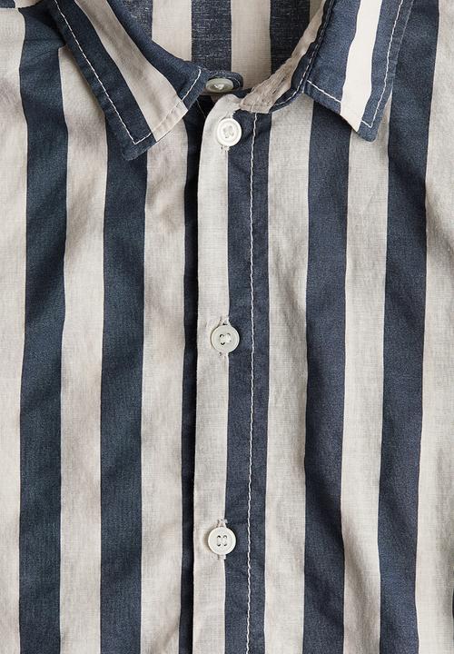H&M - Printed short-sleeved shirt - white & blue striped