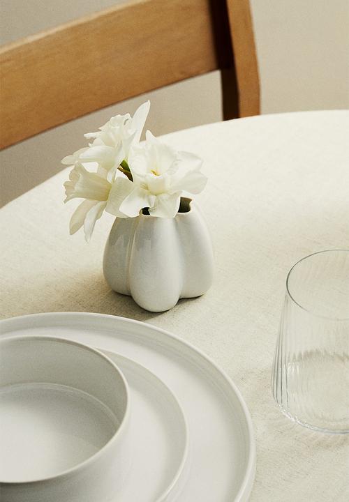 H&M - Small stoneware vase - white