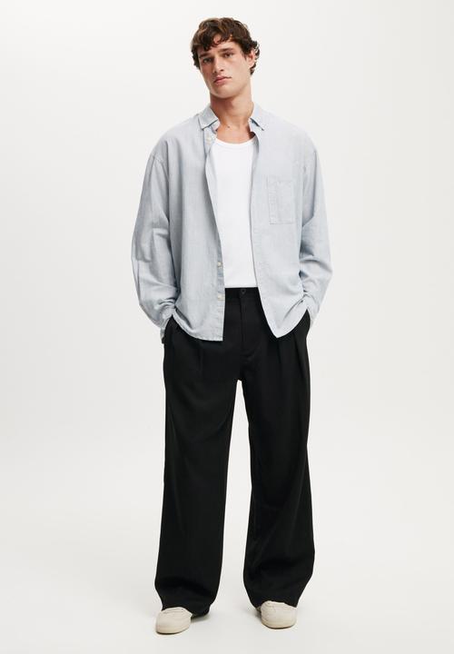 Cotton On - Super Baggy Pleated Pant - Black