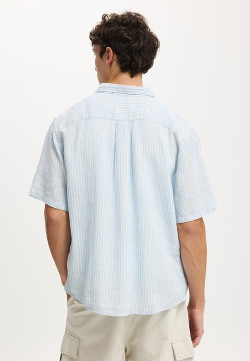 Cotton On - Relaxed Linen Short Sleeve Shirt - Sky Blue Stripe