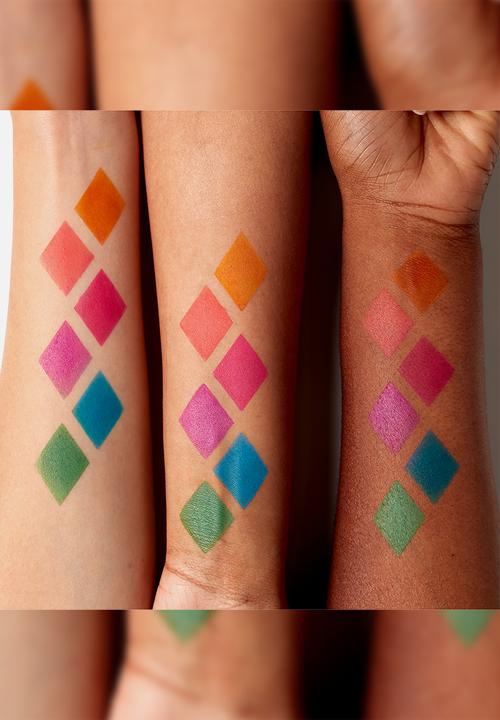NYX Professional Makeup - Ultimate Edit Bright Eyeshadow Palette