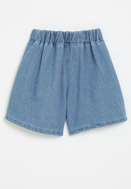 Pop Candy - Pleated denim shorts - stonewash