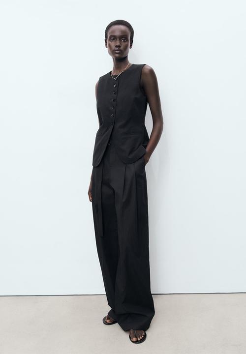 MANGO - Vest Greta - Black