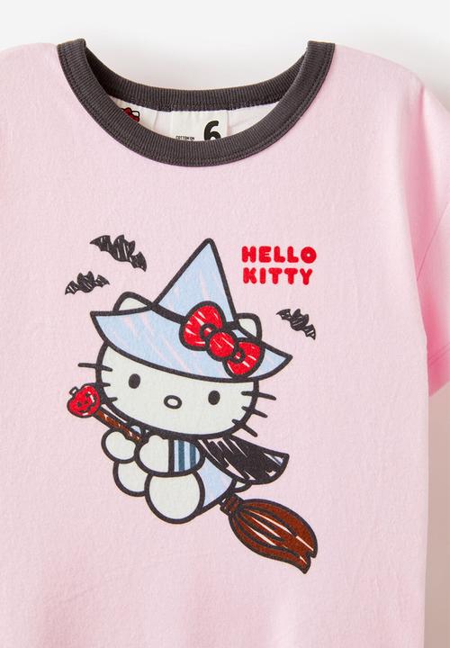 Cotton On - Dani short sleeve pyjama set licensed - lcn san tea party pink/hello kitty witch