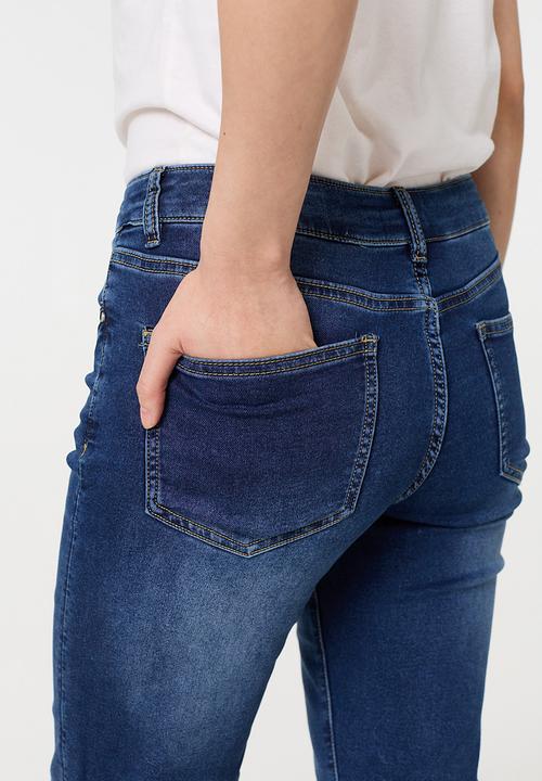 Stella Morgan - Mid Waist Straight Leg Comfort Denim Jean - Mid Denim