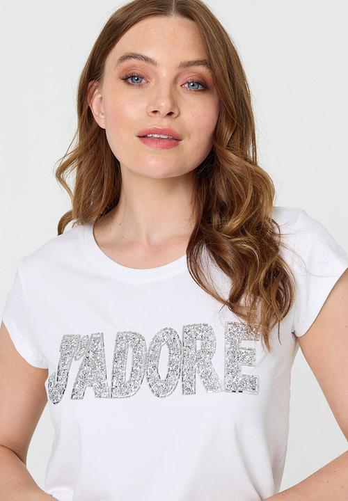Stella Morgan - Cap Sleeve Scooped Hem Jadore Logo Tee - White
