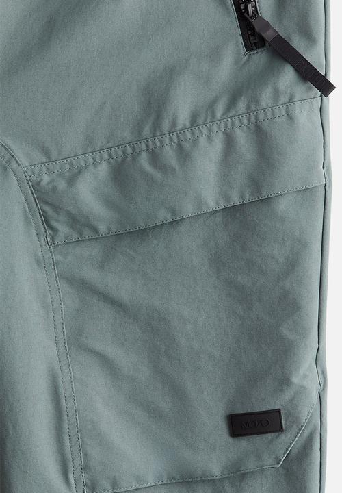 H&M - Regular fit sports cargo joggers - dark sage green
