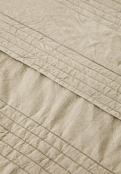 Sixth Floor - Cotton Stone Washed Quilt - Natural