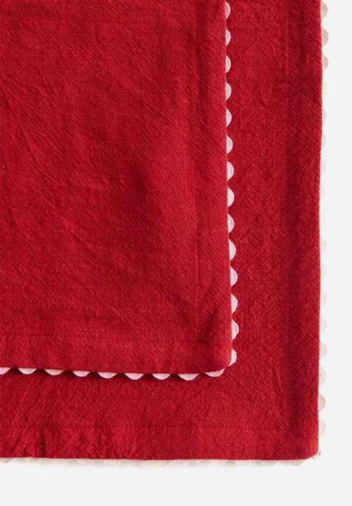H&M - Scalloped-edge table runner - red/beige