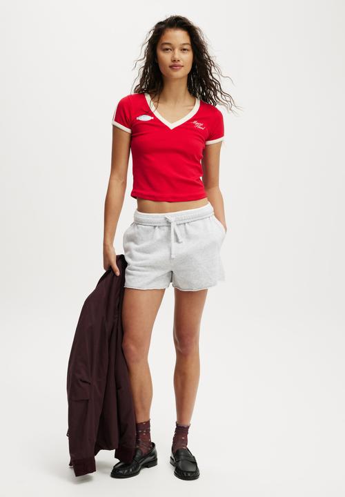 Cotton On - V neck retro baby graphic tee - oregon mount hood / crimson red