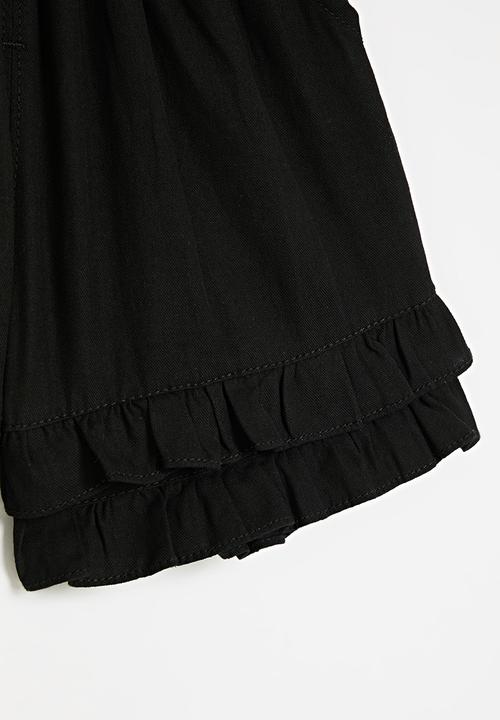 Pop Candy - Frilled hem shorts - black