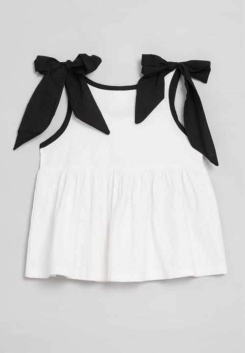 Pop Candy - Contrast rib top with shoulder bows - black/white