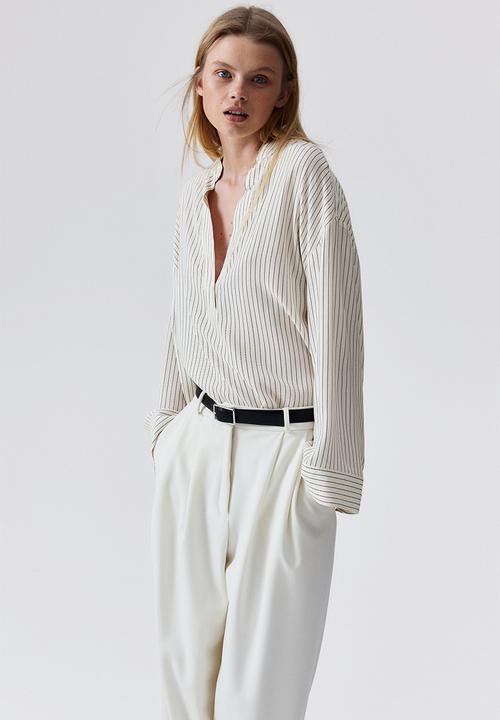 H&M - Oversized viscose blouse -  cream/striped 
