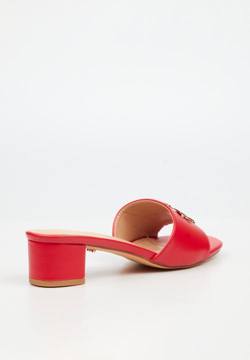 Miss Black - Bina 1 block heel mule - red