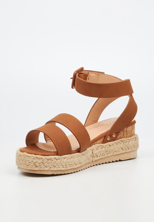 Miss Black - Steffi 2 wedge - tan