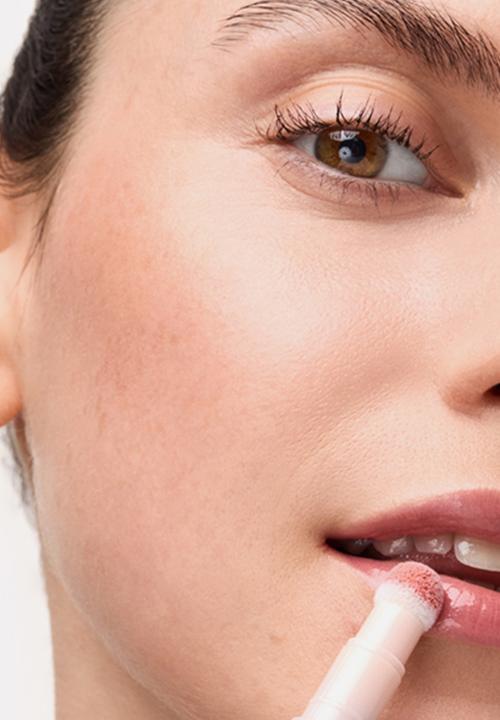 Catrice - Colour Cushion Juicy Lip Oil - 010 Bae Watch
