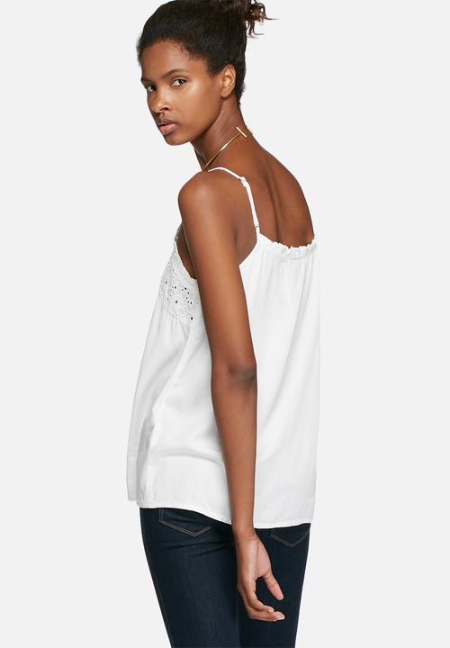 VILA - Saca anglaise cami