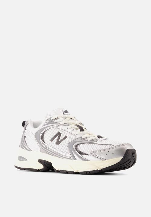 New Balance  - U530 v1