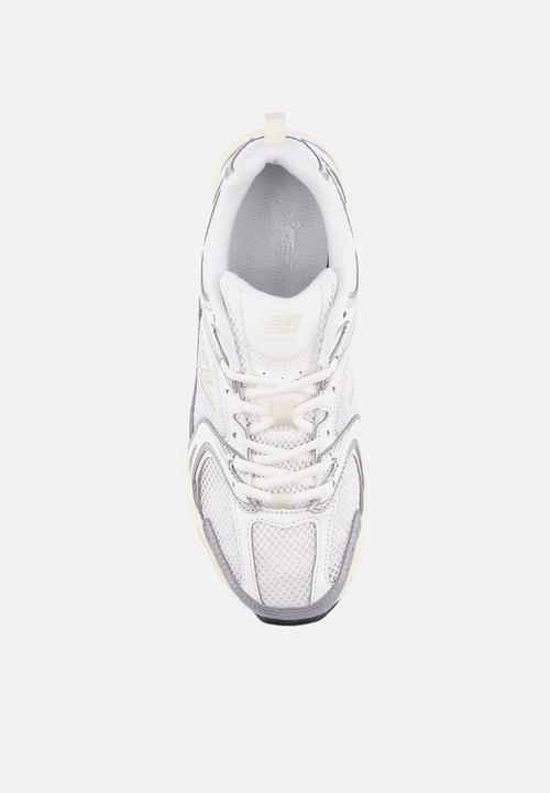 New Balance  - U530 v1