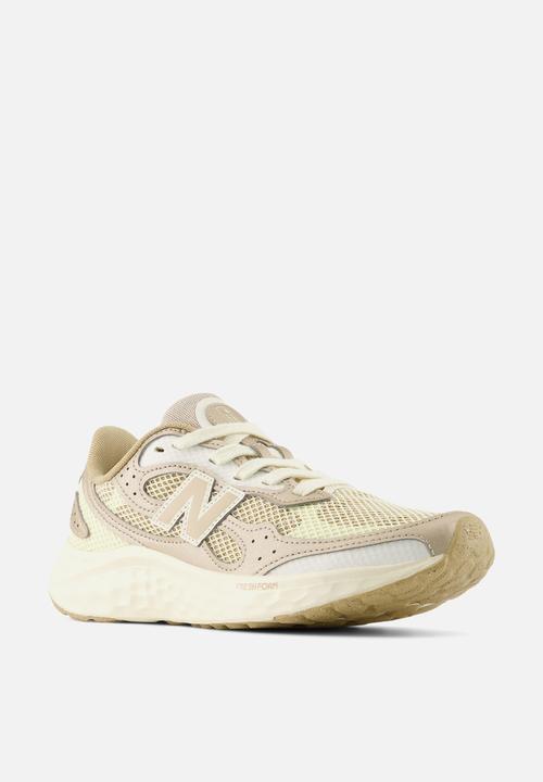 New Balance  - Fresh Foam Arishi v4 Tira Lux
