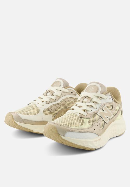 New Balance  - Fresh Foam Arishi v4 Tira Lux