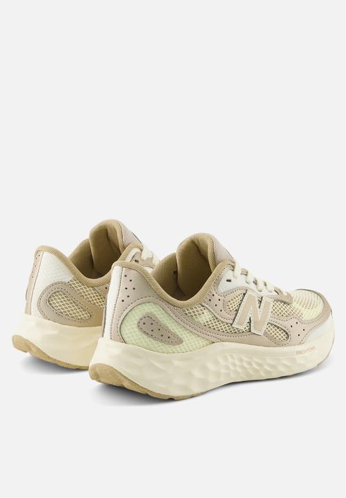 New Balance  - Fresh Foam Arishi v4 Tira Lux