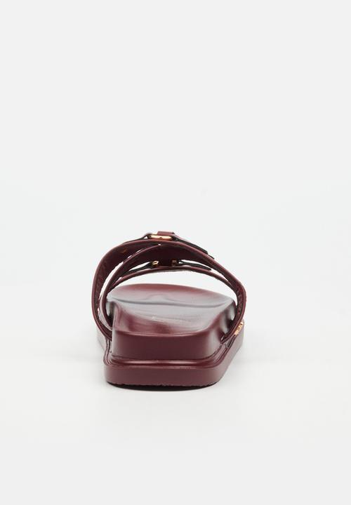 Rock & Co - Supreme 11 slide - wine