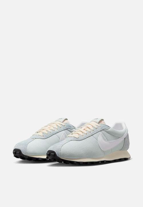 Nike - LD-1000