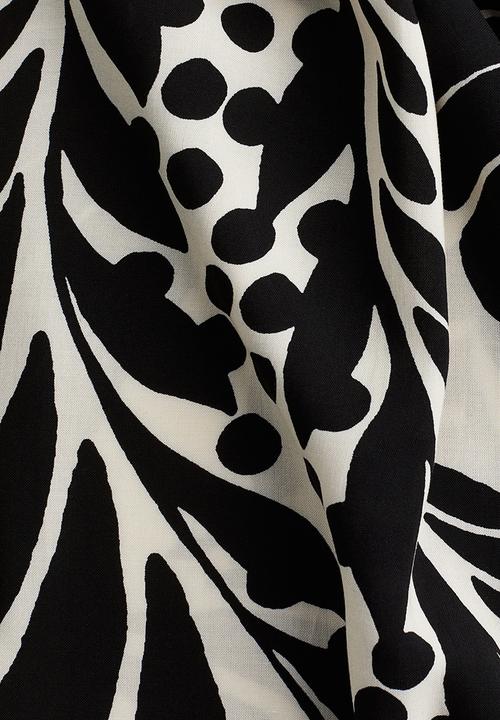 H&M - Viscose tunic dress - white & black patterned