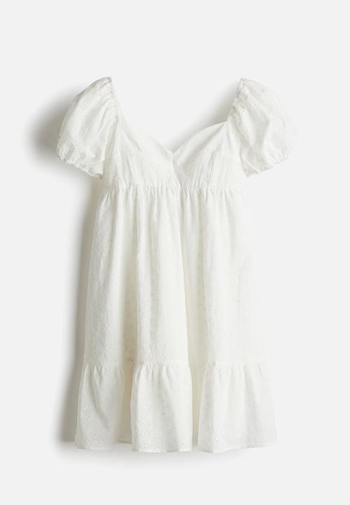 H&M - Puff-sleeved dress - cream broderie anglaise
