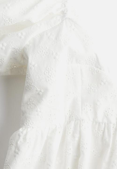 H&M - Puff-sleeved dress - cream broderie anglaise