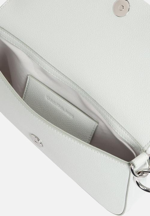 Calvin Klein - Minimal monogram shoulder pouch - sky grey