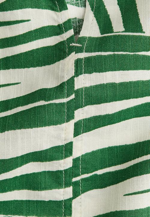 H&M - Band-collar blouse - green patterned