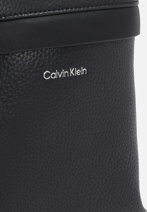 Calvin Klein - Ck Must Flatpack Xs - Ck Black