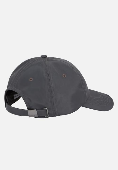 Calvin Klein - 6 Panel Monologo Patch Cap - Beluga
