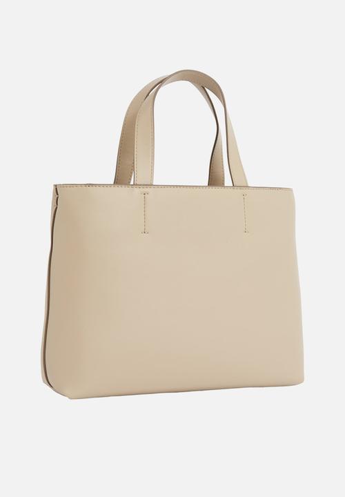 Calvin Klein - Sculpted mini ew tote - crockery