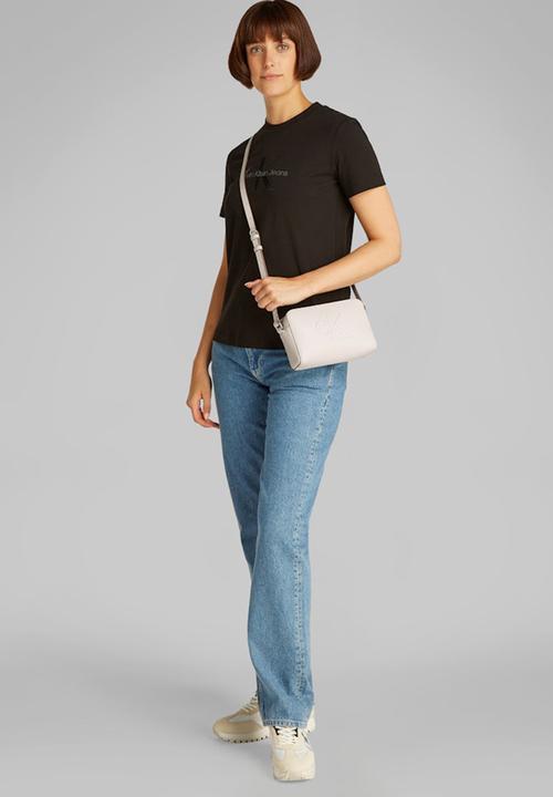 Calvin Klein - Sculpted ew camera bag20- wind chime