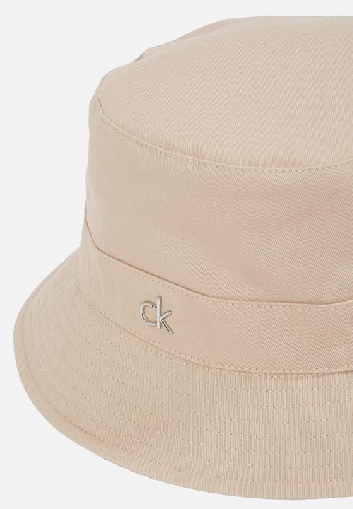 Calvin Klein - Reversible monogram bucket - doeskin