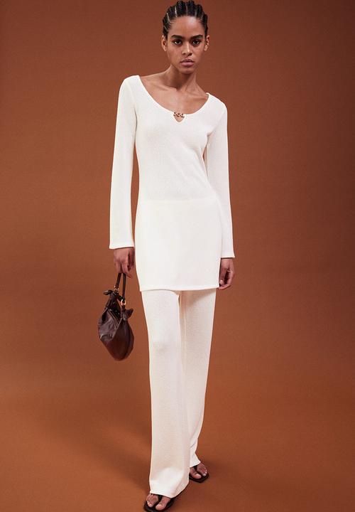 H&M - Knitted flared-skirt dress - white