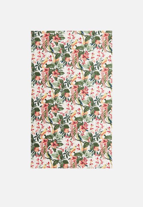 H&M - Patterned tablecloth - white floral