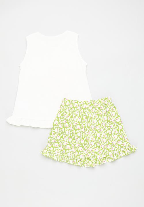 Pop Candy - Placement print frilled hem tee & shorts - white/green/floral