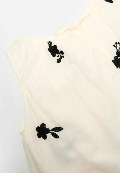 Pop Candy - Gathered handkerchief hem top & pants with lace inset - ecru/black