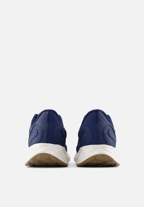 New Balance  - FRESH FOAM ARISHI v4 TIRA LUX