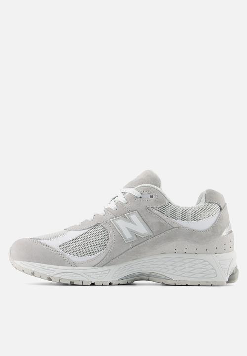New Balance  - U2002R v1