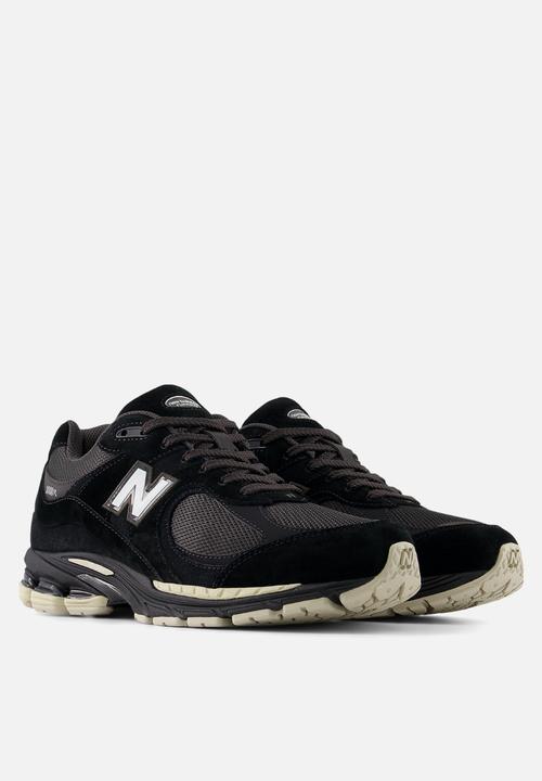 New Balance  - U2002R v1
