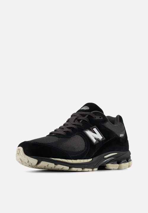 New Balance  - U2002R v1