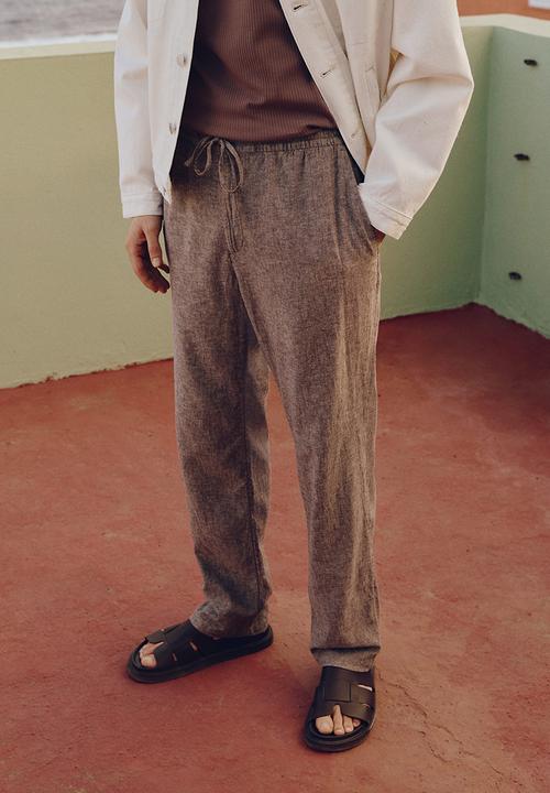 H&M - Regular fit linen-blend trousers - dark beige