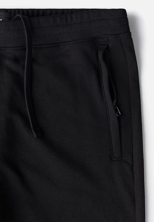 H&M - Coolmax® regular fit sweathorts - black