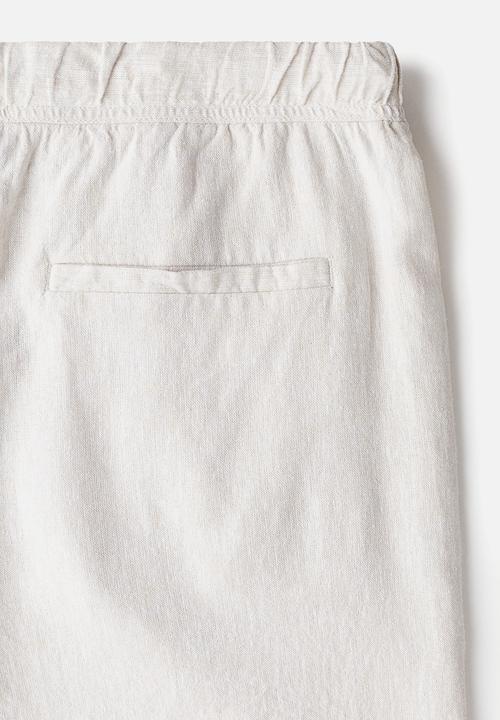 H&M - Relaxed fit linen-blend shorts - light beige
